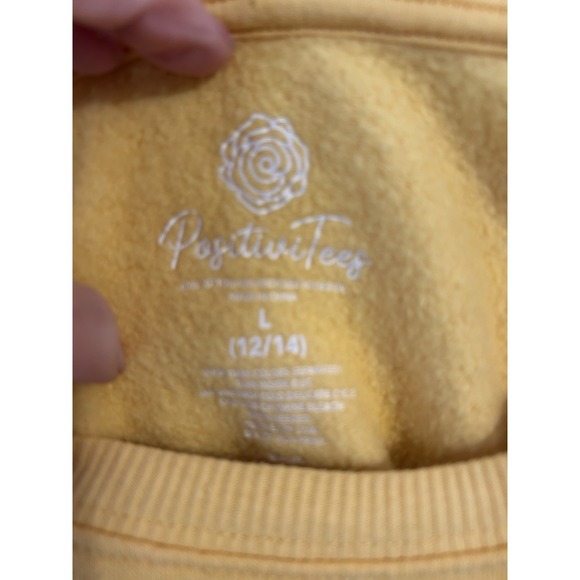 Yellow Mom Sweatshirt Size Large Mother's Day Shirt Gift - Picture 3 of 3